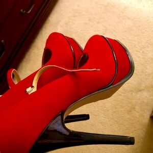 YSL Tribute Mary Jane Platform Pump